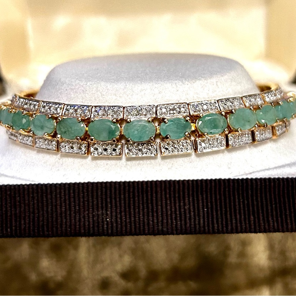 🪲Genuine Natural Emerald Tennis Bracelet in 18k Gold Vermeil🪲